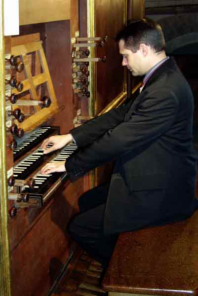 Laurent Gallice  la console de St Pons